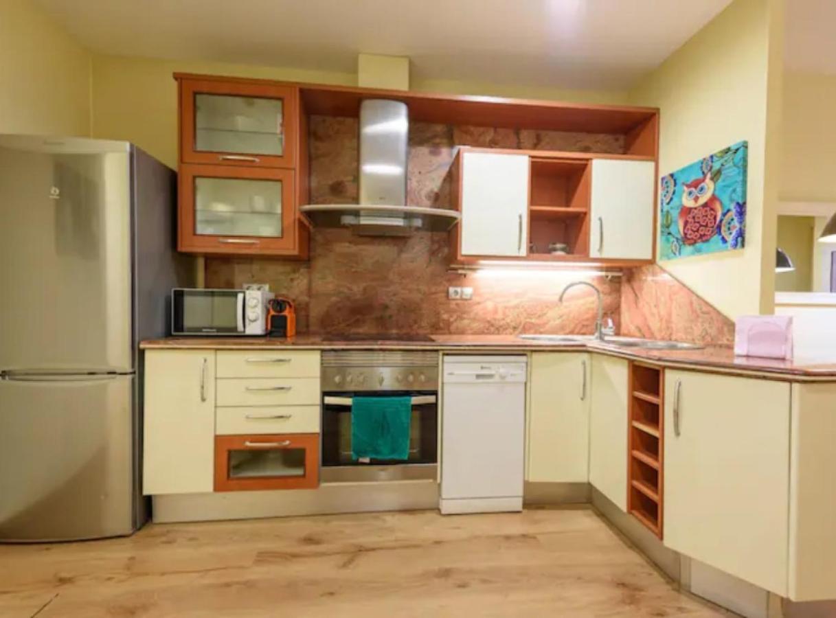 Ramblasrentals Chic & Spacious Flat Pool Table 15M Ramblas - Parking - Wifi Барселона Екстер'єр фото