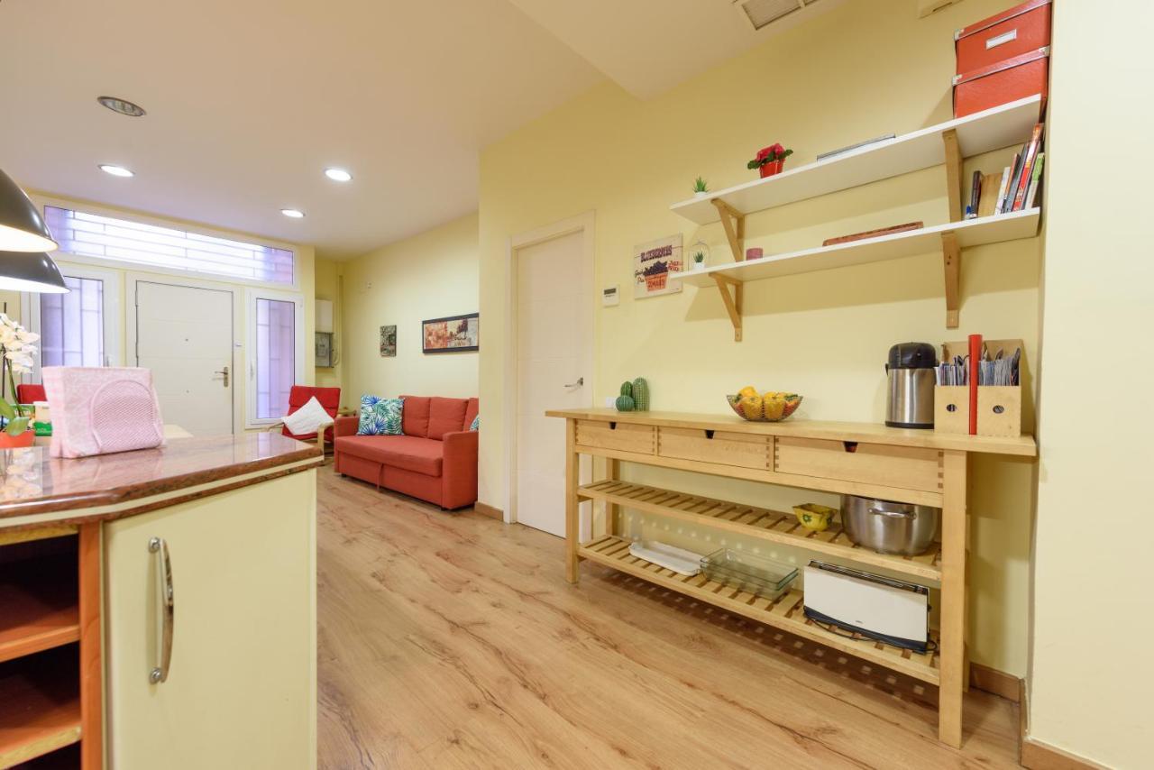 Ramblasrentals Chic & Spacious Flat Pool Table 15M Ramblas - Parking - Wifi Барселона Екстер'єр фото