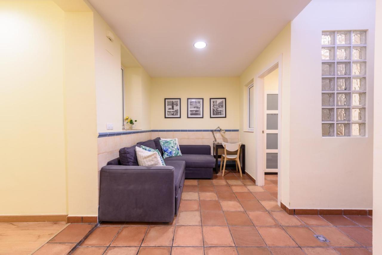 Ramblasrentals Chic & Spacious Flat Pool Table 15M Ramblas - Parking - Wifi Барселона Екстер'єр фото